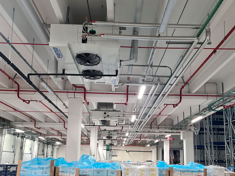 Aeroevaporatore a doppio flusso Refteco per magazzino di logistica del freddo